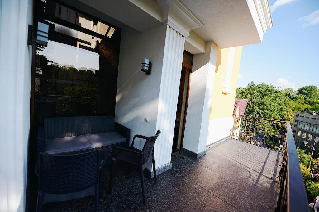 Hotel Afrodita Trouskavets Chambre photo